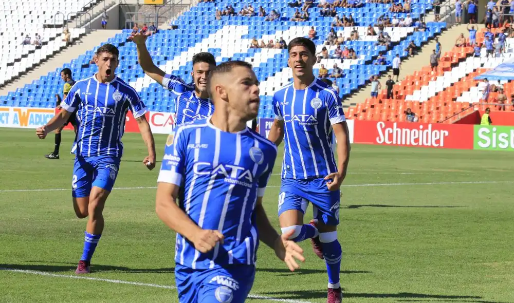 El Tomba sacó una importante victoria contra la Academia. Foto: Godoy Cruz El Tomba sacó una importante victoria contra la Academia. Foto: Godoy Cruz