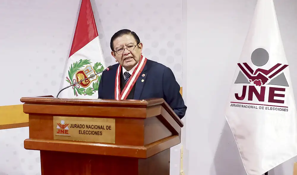 Acción. Salas Arenas fue cuestionado por el sector que reclamó fraude en las elecciones 2021. Foto: JNE Acción. Salas Arenas fue cuestionado por el sector que reclamó fraude en las elecciones 2021. Foto: JNE