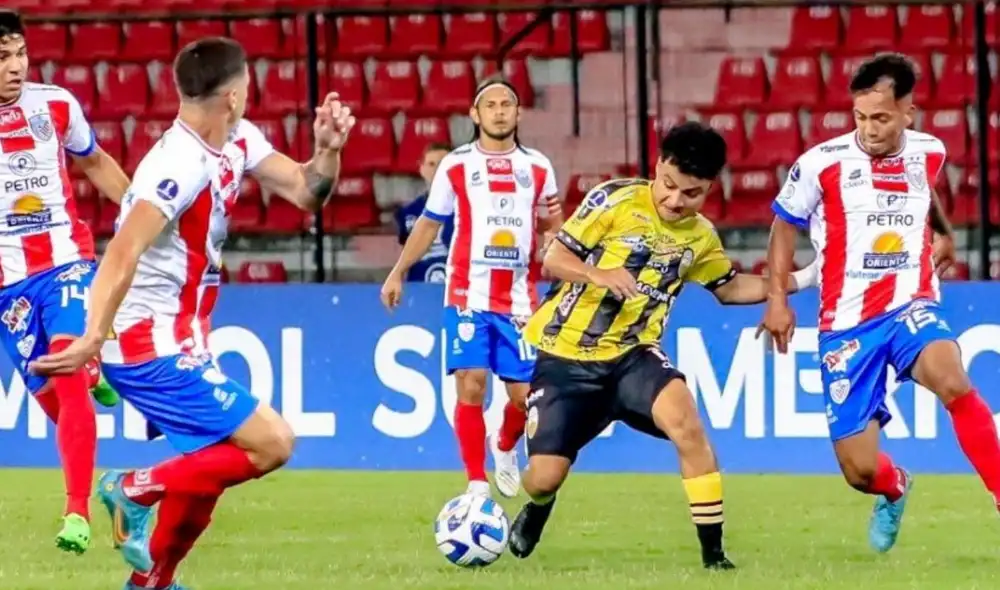 El partido entre las escuadras venezolanas se jugó en el Estadio Metropolitano de Mérida. Foto: Conmebol