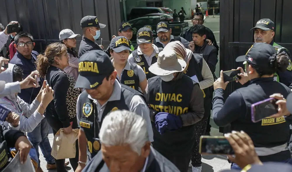 Detenidos. Los implicados se encuentran en diversas comisaría de Arequipa. Foto: Rodrigo Talavera/ LR
