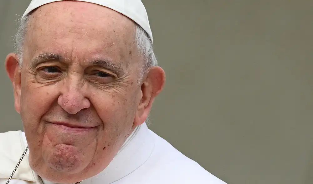 Francisco admite en una entrevista que "a veces el celibato puede llevar al machismo". Foto: AFP