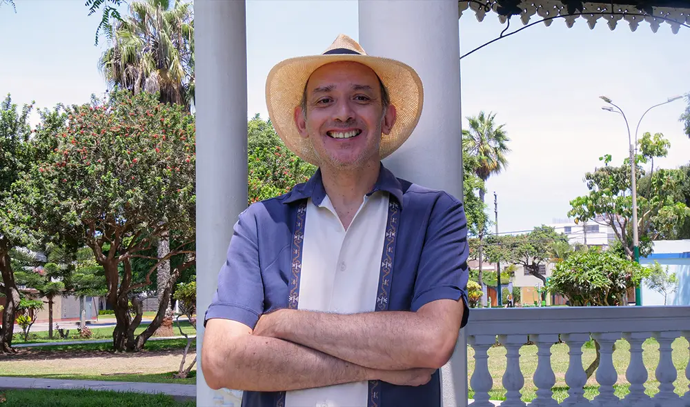 Christian Ysla se despoja de sus papeles artísticos y relata de qué está hecho. Foto: Leonardo Santana / La República