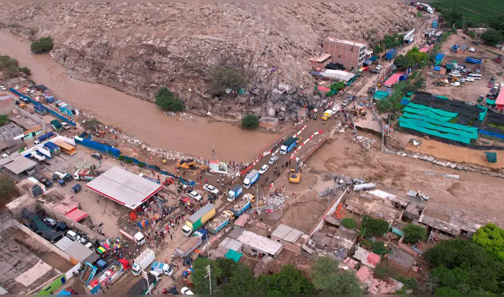 Estructura se alzó en tiempo récord para aliviar el tráfico. Foto: Aunor