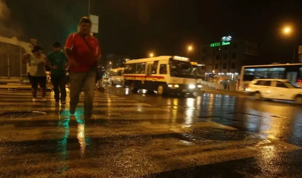 La medida comprende la alerta de todo el sistema de Defensa Civil y el personal de las Fuerzas Armadas y PNP. Foto: Infobae