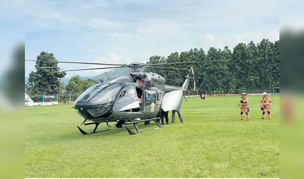 La Unidad de los Servicios Especiales de la PNP utilizó helicópteros para rescates. Foto: La República La Unidad de los Servicios Especiales de la PNP utilizó helicópteros para rescates. Foto: La República