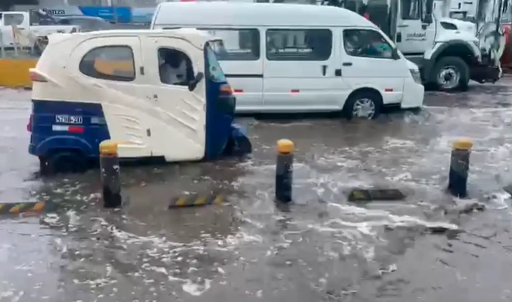 Vecinos piden apoyo a las autoridades. Foto: captura de WhatsApp de La República Vecinos piden apoyo a las autoridades. Foto: captura de WhatsApp de La República