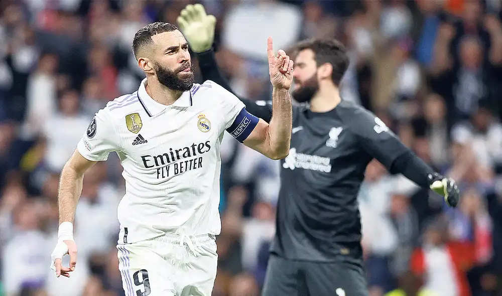 La presencia de Karim Benzema para el clásico español ante el Barcelona este domingo corre peligro tras ser destituido en el duelo ante Liverpool. Foto: EFE La presencia de Karim Benzema para el clásico español ante el Barcelona este domingo corre peligro tras ser destituido en el duelo ante Liverpool. Foto: EFE