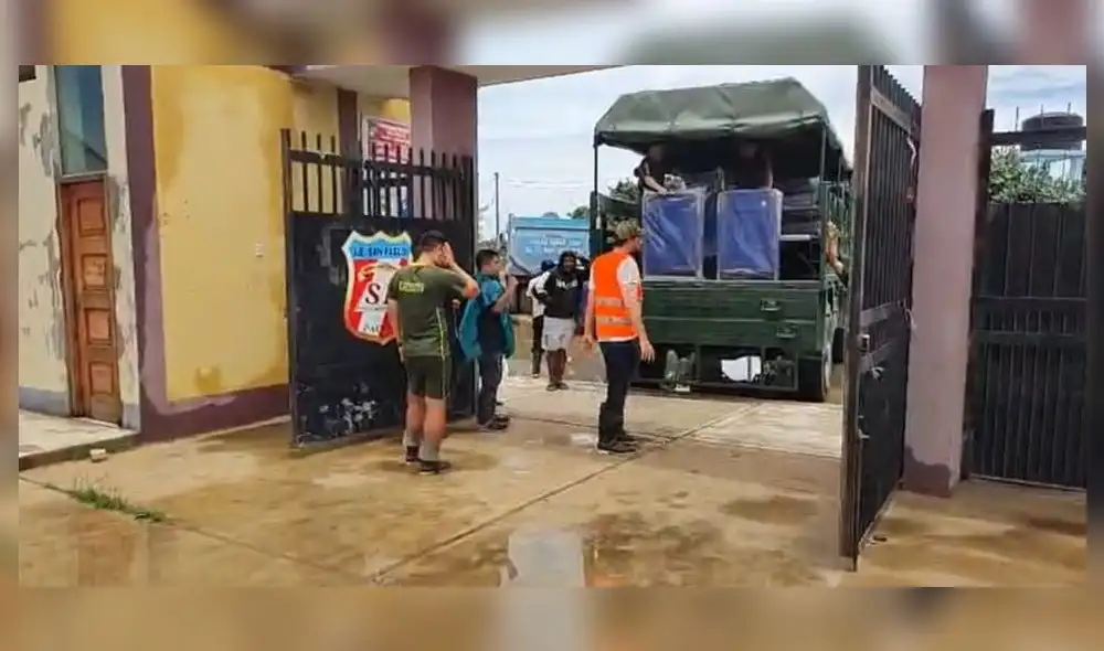 Autoridades llevaron ayuda a los damnificados. Foto: La República