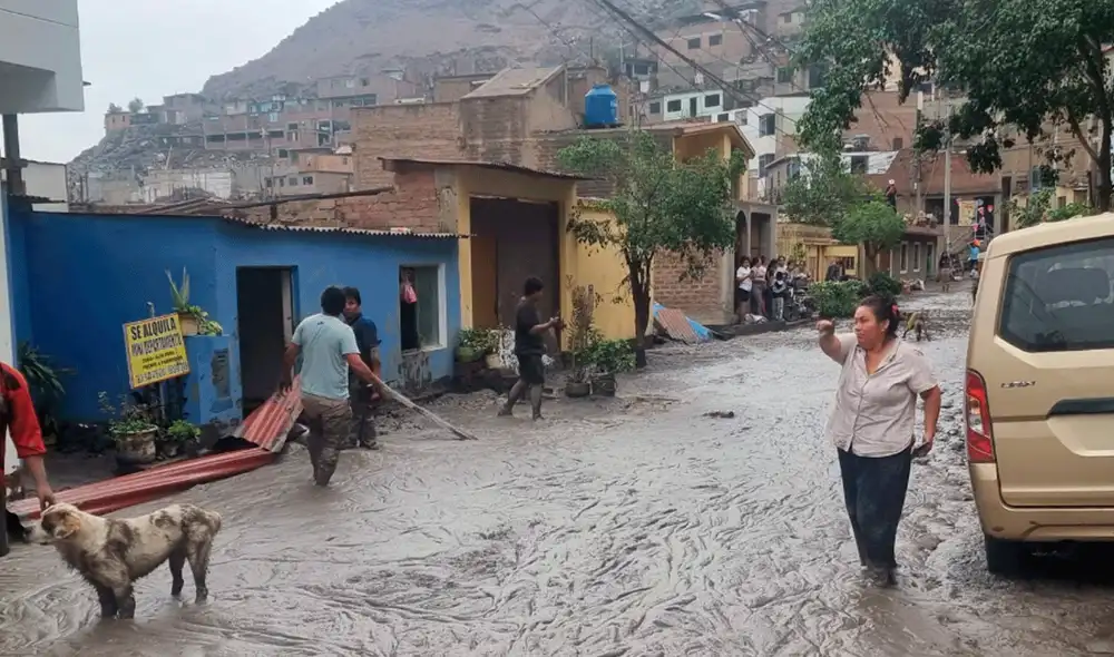 Chosica soportó cuarto huaico en solo 5 días. Residentes solicitan apoyo para limpieza de sus viviendas y espacios públicos. Foto: María Pía Ponce/URPI-LR | Video:Canal N Chosica soportó cuarto huaico en solo 5 días. Residentes solicitan apoyo para limpieza de sus viviendas y espacios públicos. Foto: María Pía Ponce/URPI-LR | Video:Canal N