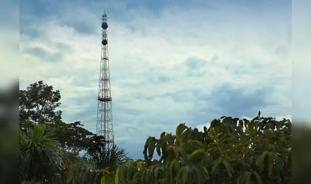El Osiptel reportó que, hasta el mediodía de ayer, 249 antenas se mantienen fuera de servicio. Foto: Andina