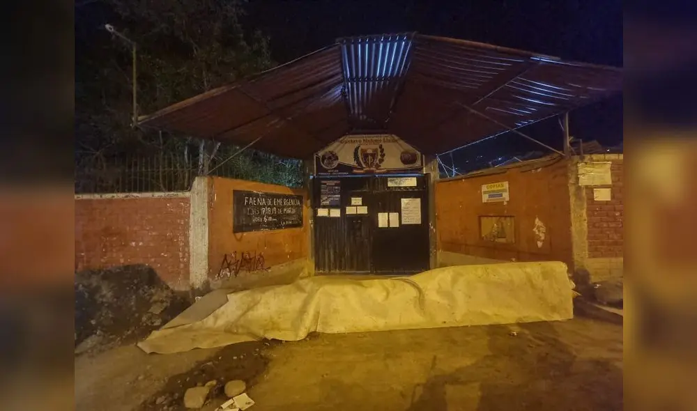 Colegio en Ate se vio afectado por huaico. Foto: URPI-LR Colegio en Ate se vio afectado por huaico. Foto: URPI-LR