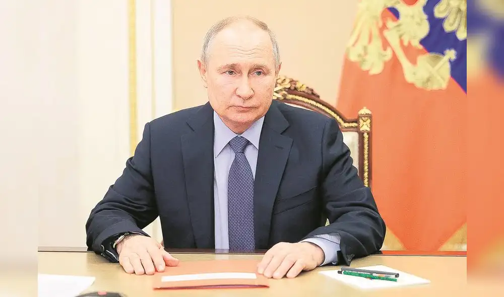 Presidente Vladimir Putin preside una telerreunión con su Consejo de Seguridad. Foto: AFP