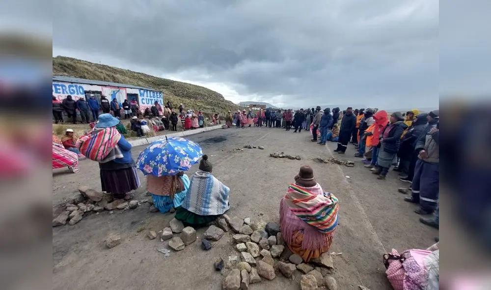 Acuerdo. Dirigentes aimaras se reunieron en Ilave y determinaron que flexibilizarán las protestas. Foto: La República.