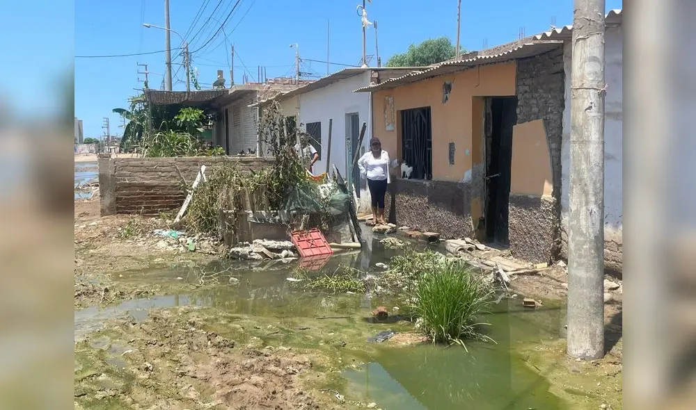 El centro histórico de Chiclayo también vio su sistema de alcantarillado colapsado a raíz de las intensas lluvias registradas en Lambayeque. Foto: Rosa Quincho / URPI-LR