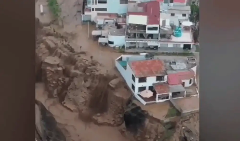 Vivienda de Punta Hermosa está a punto de colapsar tras resistir huaicos en 2017 y 2023. Foto: difusión/Video: Canal N