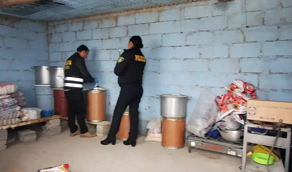 Denuncia. Por tercera vez roban olla común de Cayma. Foto: La República Denuncia. Por tercera vez roban olla común de Cayma. Foto: La República