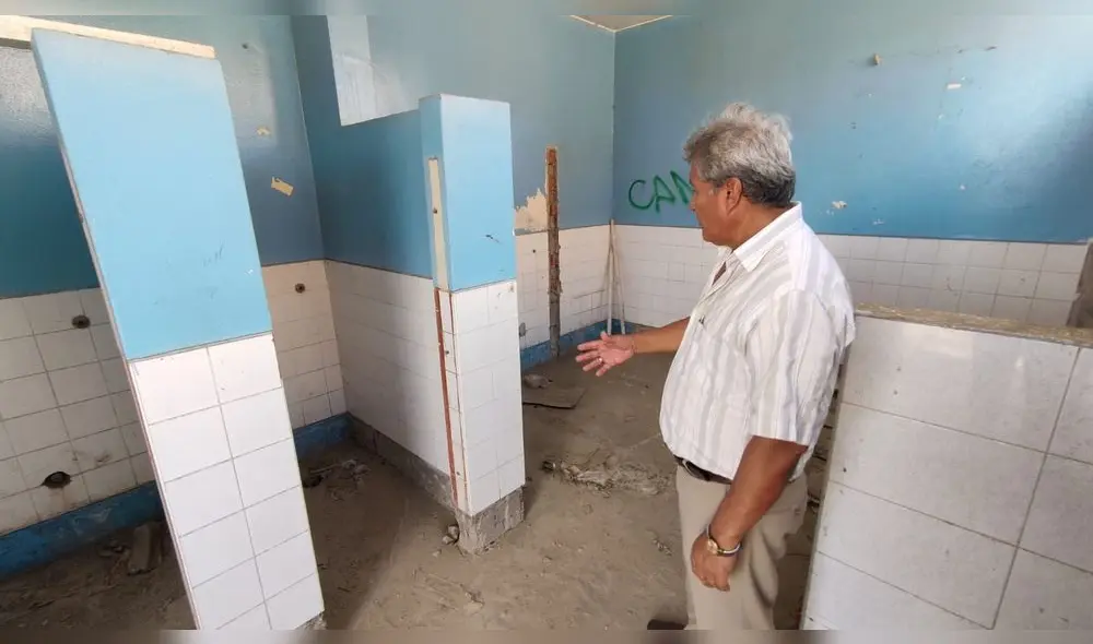 Baños del colegio necesitan ser limpiados. Foto: La República
