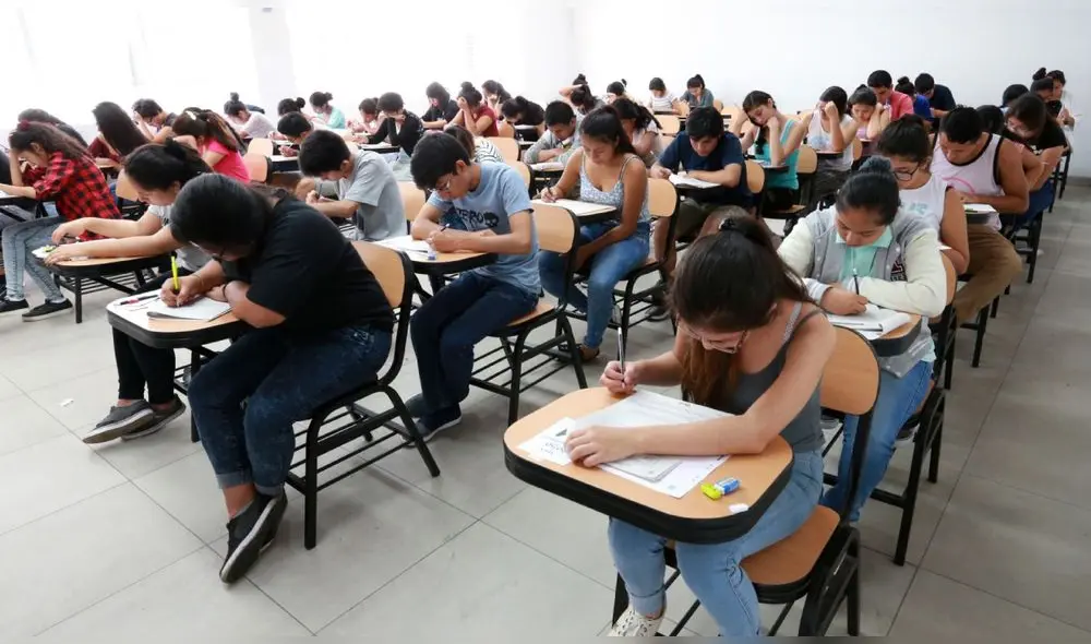 El segundo concurso de Beca 18 iniciará el 30 de marzo. Foto: Andina