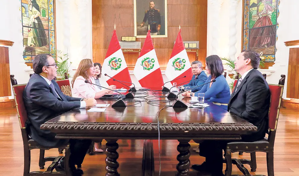 Presidenta Dina Boluarte se reunió con excandidata de Fuerza Popular Keiko Fujimori. Antes, aseguraba ante Shimabukuro que esta iría a la cárcel. Foto: difusión Presidenta Dina Boluarte se reunió con excandidata de Fuerza Popular Keiko Fujimori. Antes, aseguraba ante Shimabukuro que esta iría a la cárcel. Foto: difusión
