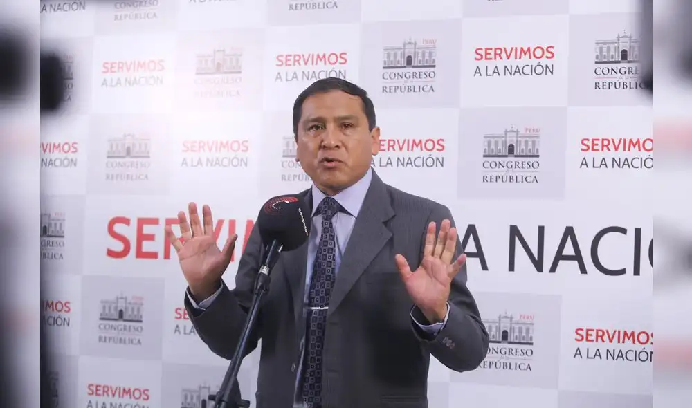 Mas contrataciones. Familiares del parlamentario del Altiplano fueron beneficiados en diversas instituciones del Estado. Foto: La República.