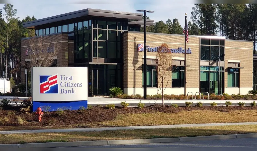 Las 17 antiguas sucursales del Silicon Valley Bridge Bank abrirán como First-Citizens Bank & Trust Company. Foto: EFE