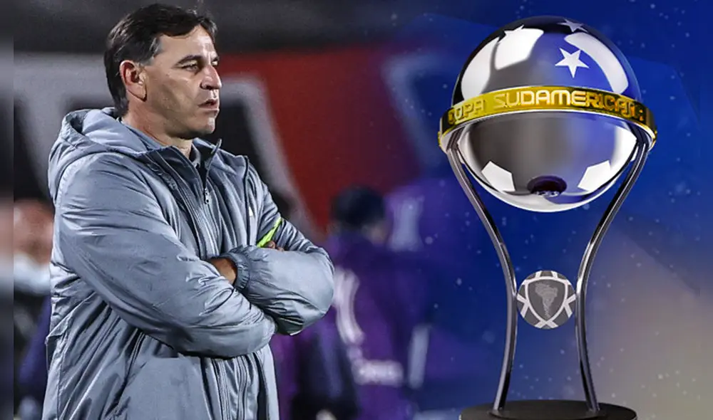 Carlos Bustos llegó al Blooming de Bolivia tras su buen paso por Alianza Lima. Foto: composición LR/EFE/Conmebol Carlos Bustos llegó al Blooming de Bolivia tras su buen paso por Alianza Lima. Foto: composición LR/EFE/Conmebol