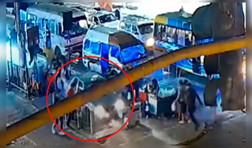 La hermana de la presunta víctima alertó a gritos a otras personas del lugar que estaba ocurriendo un secuestro. Foto: América Noticias |  Video: América Noticias