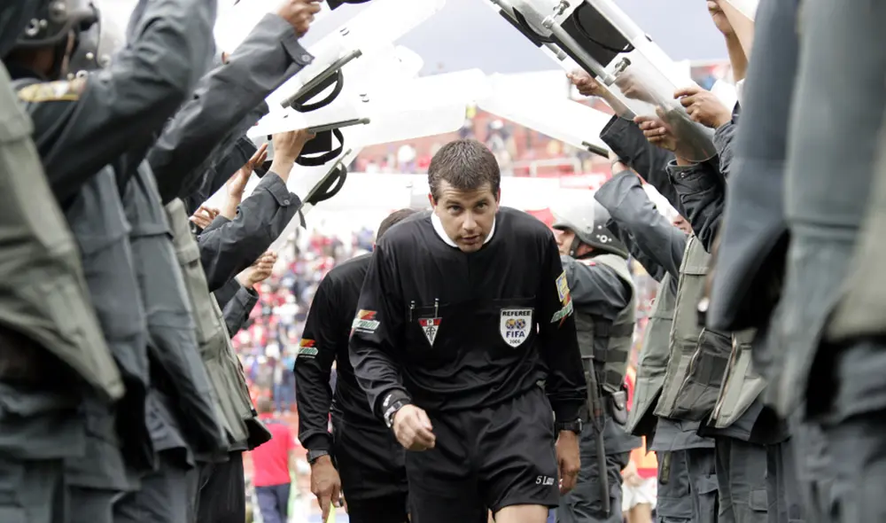 George Buckley recibió la categoría FIFA en 2006. Foto: GLR