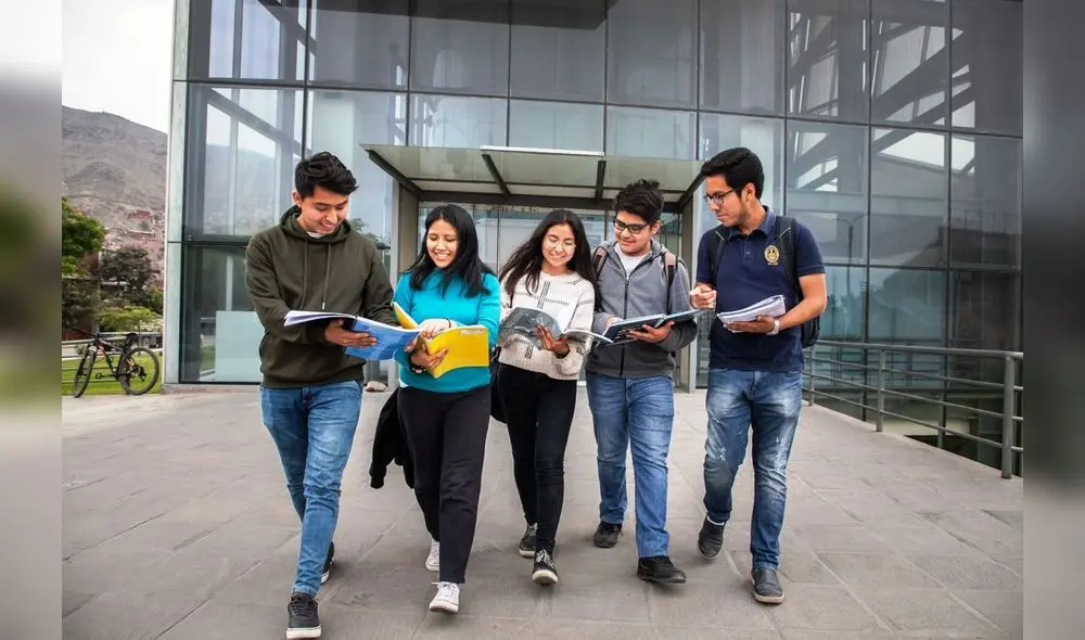 El parlamentario Alejandro Cavero anunció la reforma legislativa en sus redes sociales. Foto: Andina / Difusión