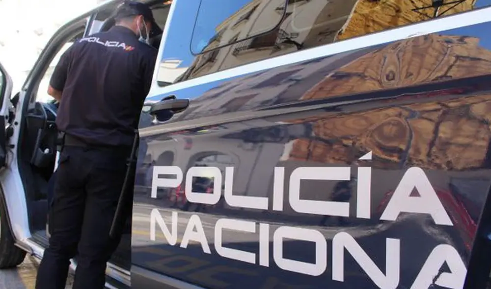 La agresión ocurrió en el 2021, cuando era obligatorio el uso del tapabocas en el transporte público en el país. Foto: Europa Press