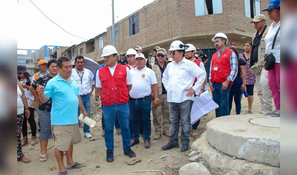 Nelson Shack Shack escuchó reclamos de pobladores. Foto: La República Nelson Shack Shack escuchó reclamos de pobladores. Foto: La República
