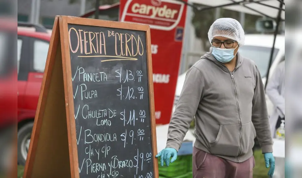 El pollo y el huevo son los productos que más subieron en el último mes. Foto: Andina