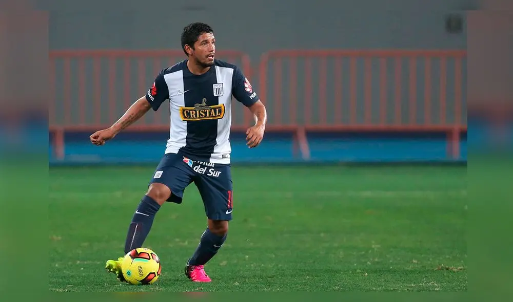 Alianza Lima: Reimond Manco firmó contrato con el club blanquiazul