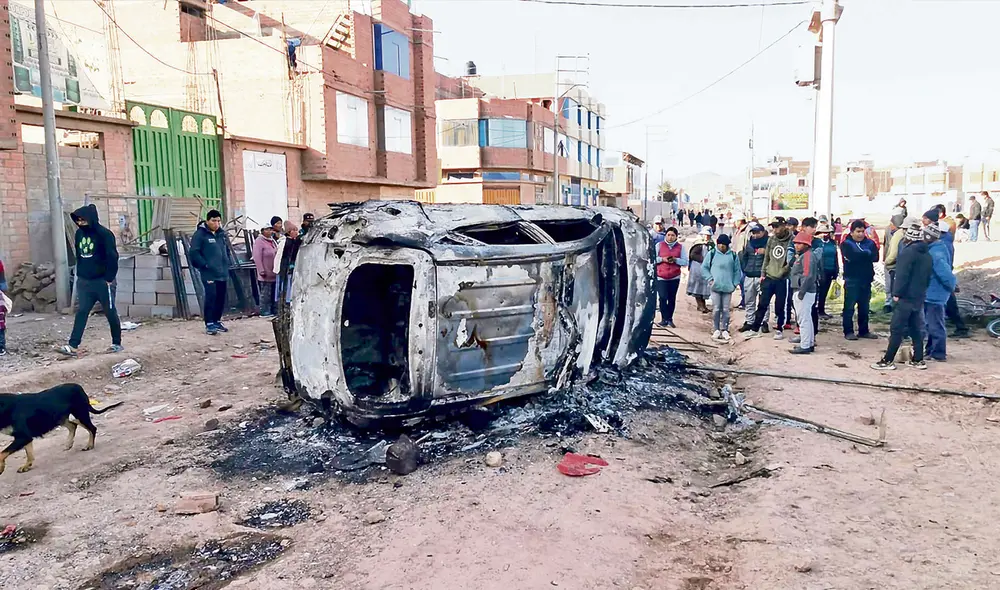 Primero se dijo que el efectivo PNP José Luis Soncco falleció incinerado en un patrullero, pero luego se determinó que murió víctima de golpes contundentes en la cabeza. Foto: difusión Primero se dijo que el efectivo PNP José Luis Soncco falleció incinerado en un patrullero, pero luego se determinó que murió víctima de golpes contundentes en la cabeza. Foto: difusión