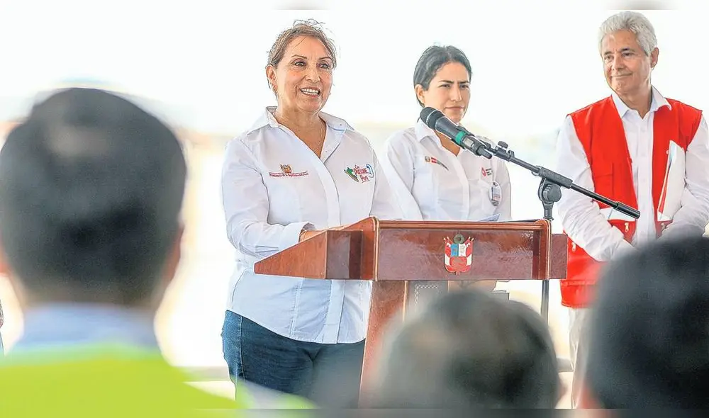Postura. La propuesta de vacancia contra Dina Boluarte no alcanzaría los votos necesarios. Foto: Jhonel Rodríguez/La República Postura. La propuesta de vacancia contra Dina Boluarte no alcanzaría los votos necesarios. Foto: Jhonel Rodríguez/La República