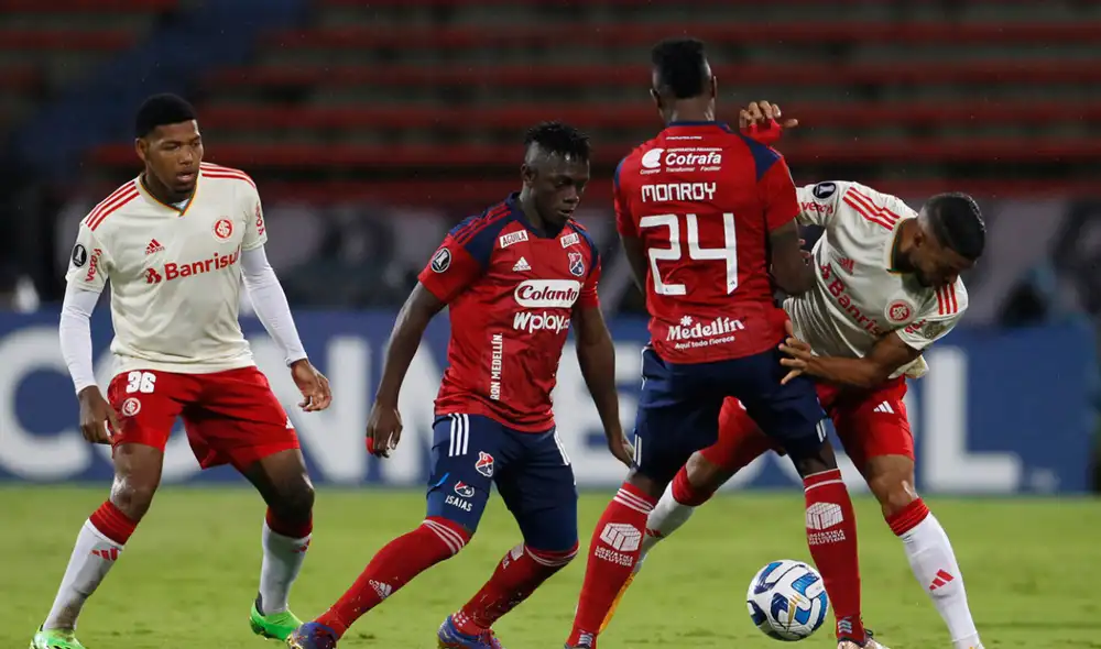 DIM vs. Internacional jugaron por la primera fecha del Grupo B de la Copa Conmebol Libertadores 2023. Foto: EFE