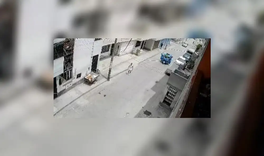 Ciudadano pide apoyo a las autoridades. Foto: captura / La República