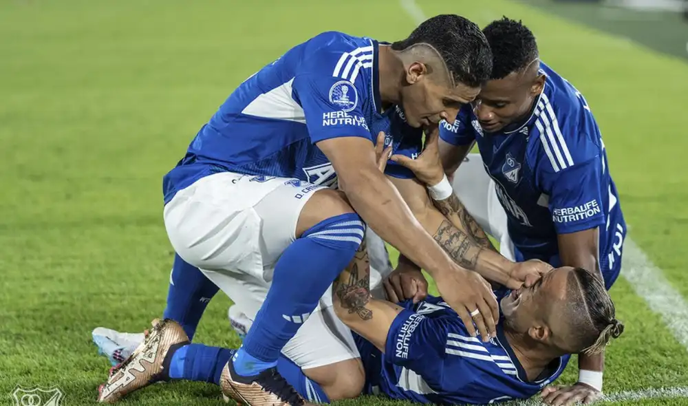 Millonarios ganó el primer partido ante Defensa y Justicia de la historia. Foto: Millonarios FC/Twitter Millonarios ganó el primer partido ante Defensa y Justicia de la historia. Foto: Millonarios FC/Twitter