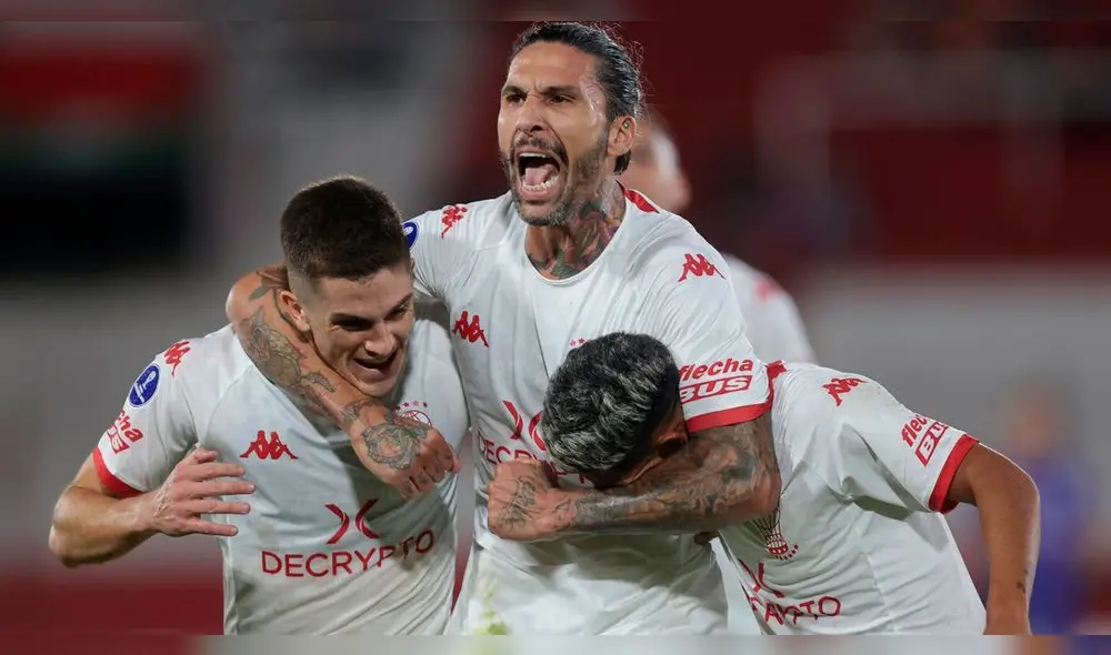 Huracán hizo respetar la localía contra Guaraní. Foto: EFE