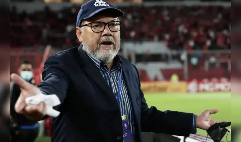 En la dirección técnica. Bobadilla actualmente entrena al Sol de América, que pugna por ascender de categoría. Foto: La República.