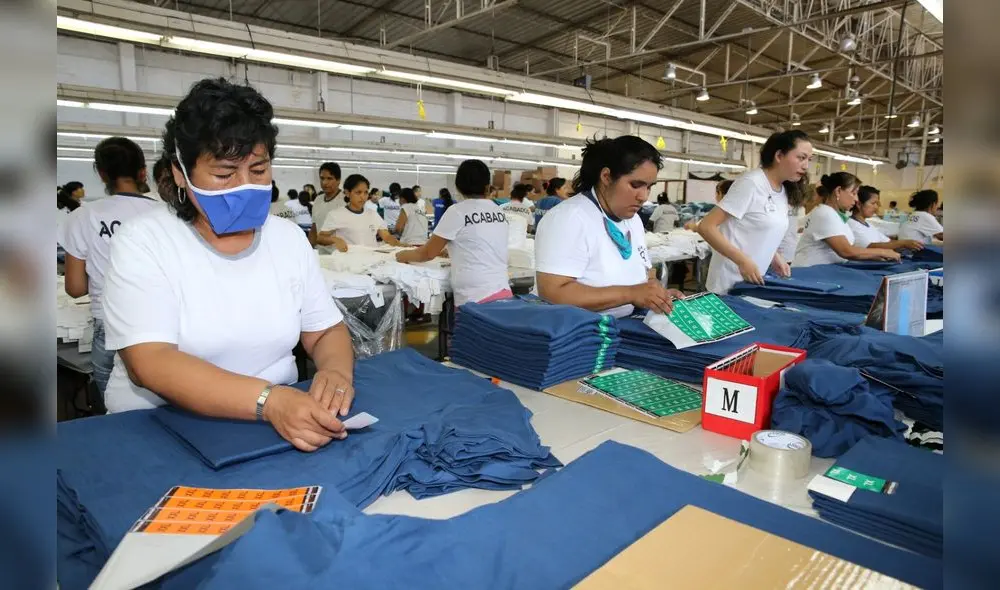 El Reglamento Interno de Trabajo regula la admisión o ingreso de los trabajadores, entre otros. Foto: MTPE