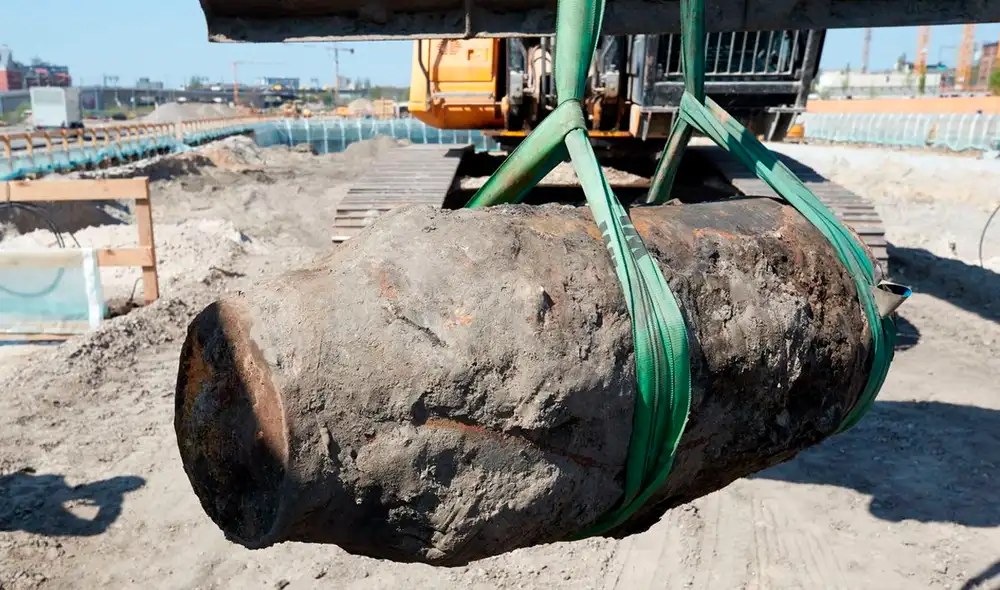 Los adolescentes, de 17 años, hallaron el proyectil en un huerto y trataron de desmontarlo. Foto: EFE