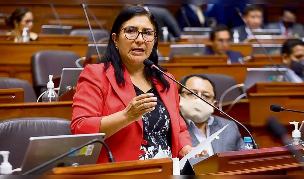 Otro caso de recortes de sueldo. Esta vez con la congresista Katty Ugarte. Foto: difusión