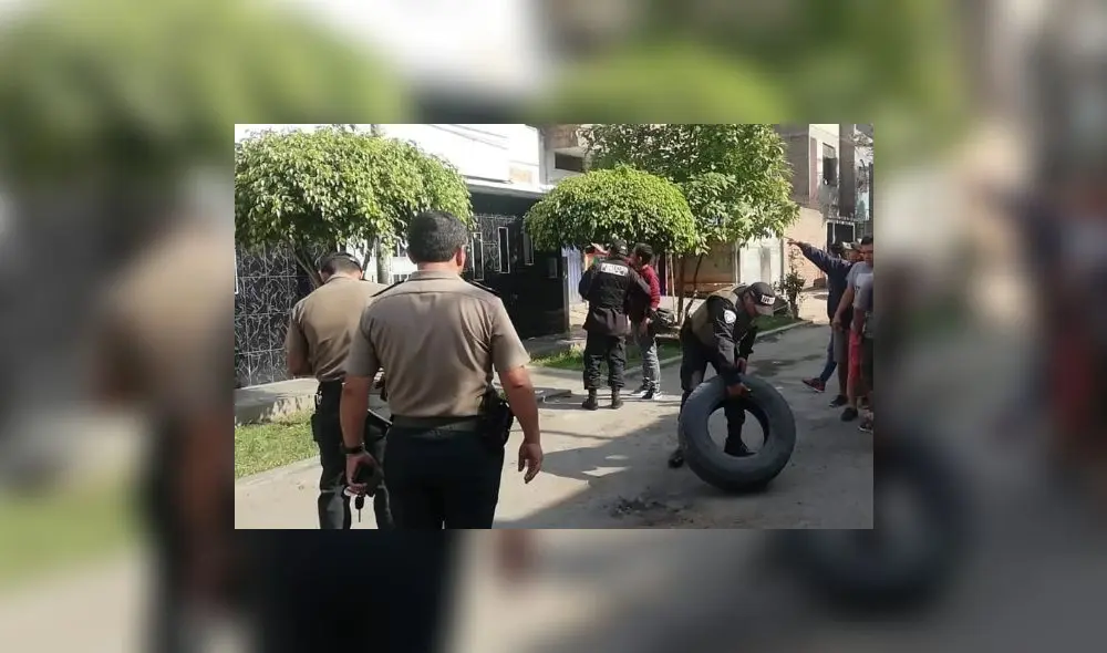 En el operativo, la Policía capturó a dos personas como presuntos responsables de la extorsión. Foto: Causa Justa