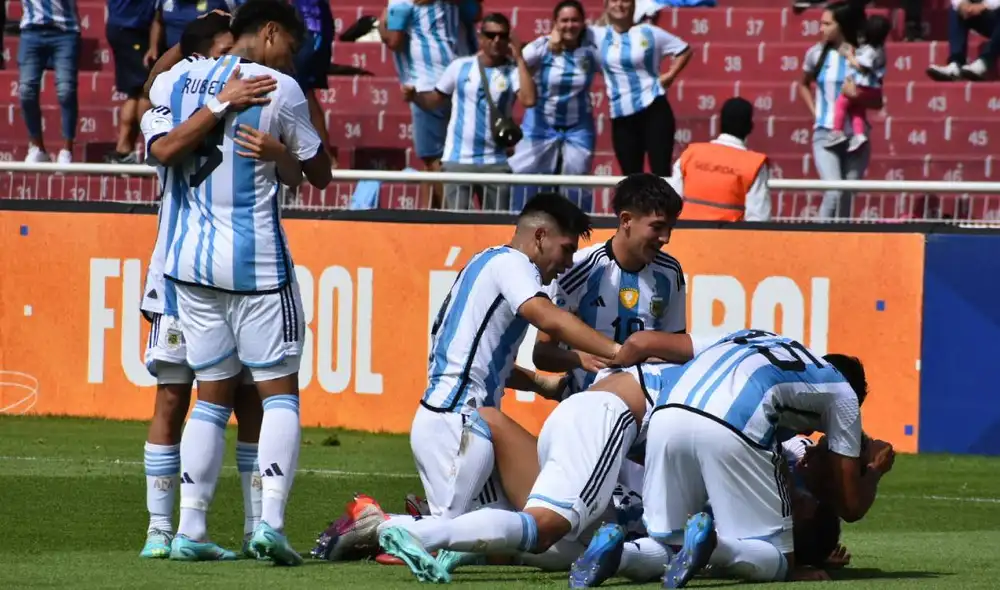 Argentina venció a Chile en el inicio de la fase final del torneo. Foto: Argentina