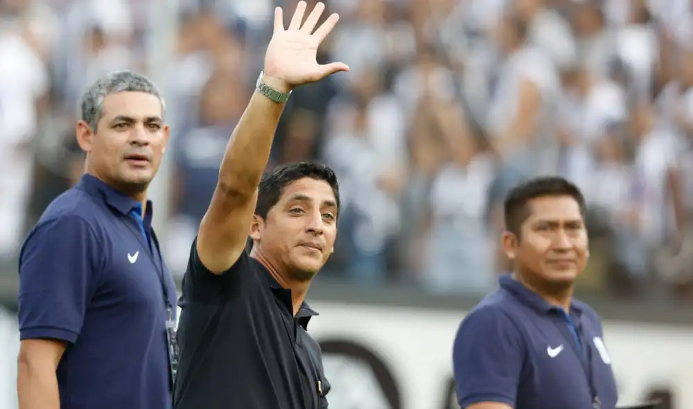 Con Salas, los íntimos son los únicos líderes del Apertura. Foto: La República/Luis Jiménez