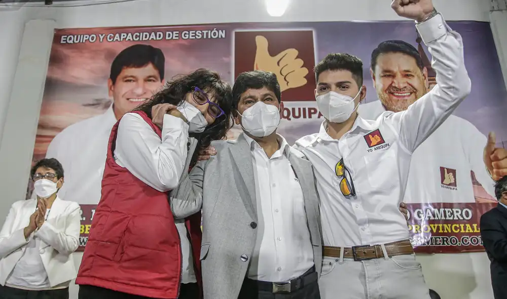 Rol en campaña.  Luz Marina Zeballos participó activamente en la campaña de su esposo y ahora gobernador Rohel Sánchez. Foto: Rodrigo Talavera/ LR