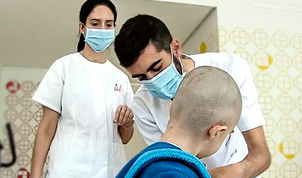 ¿Qué incluye la cobertura del SIS con respecto al cáncer? Foto: Andina