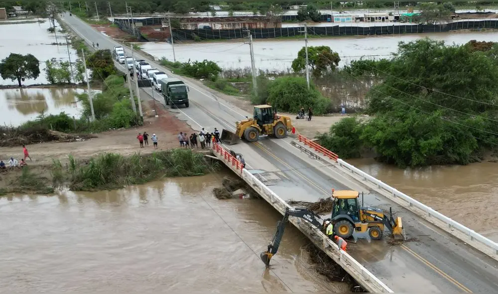 Gobierno Regional de Lambayeque ya ha movilizado maquinaria al río La Leche. Foto: Clinton Medina/ LA República