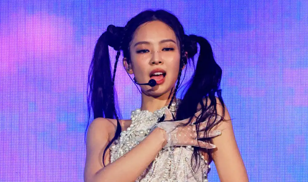 Jennie fue la primera integrante de BLACKPINK en interpretar su solo en Coachella 2023. Foto: captura LR/Coachella/YouTube